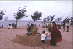 Chowpatty Beach, Bombay